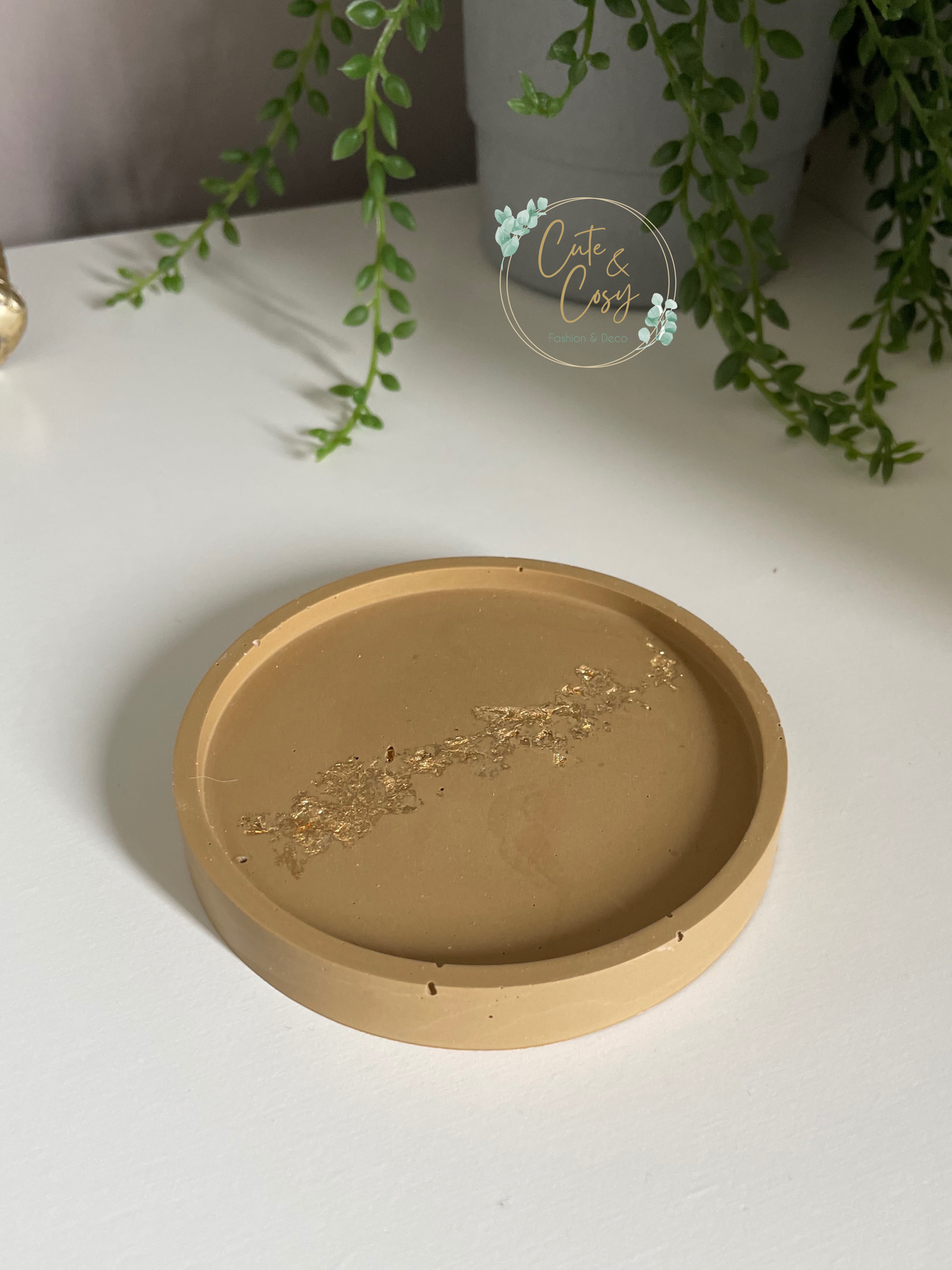 Ronde schaaltjes met goud - bruin/ beige