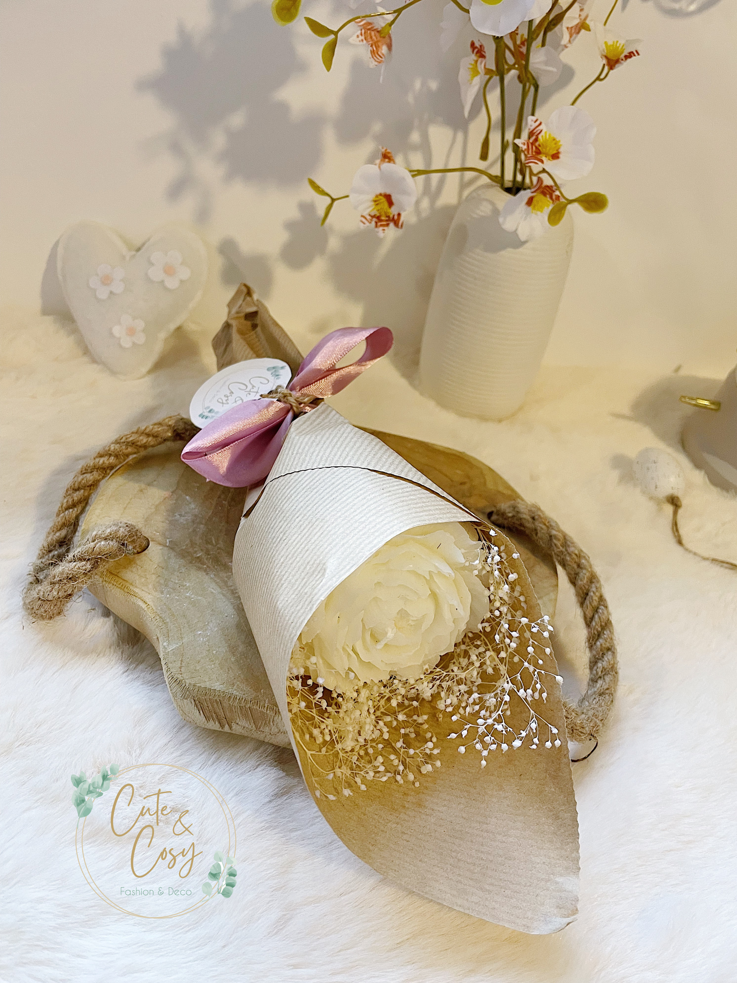 Grote pioen verpakt - wit ( kaars)