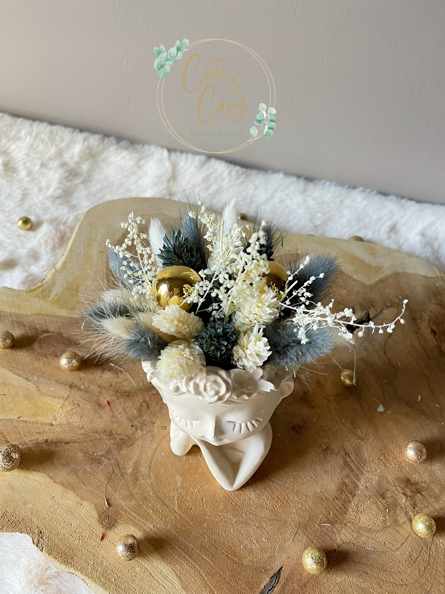 Meisjes vaas met kerstballen - mosgrijs