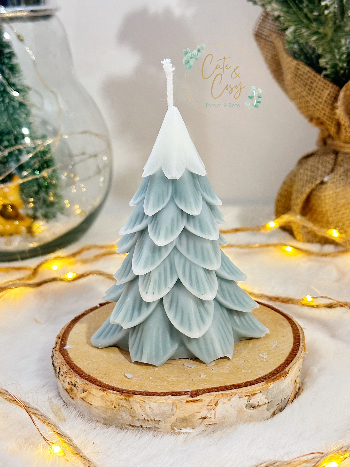 Grote hoge kerstboom - muntgroen