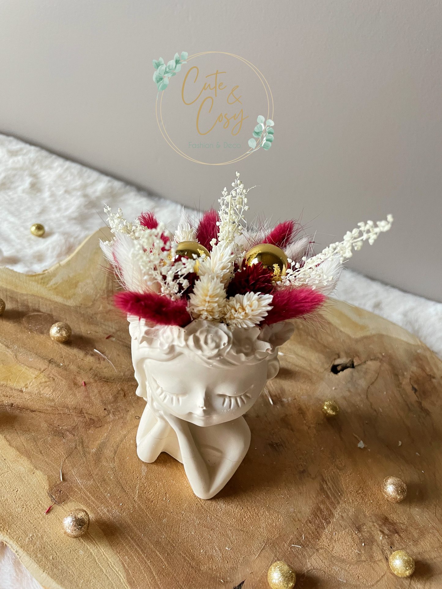 Meisjes vaas met kerstballen - bordeaux