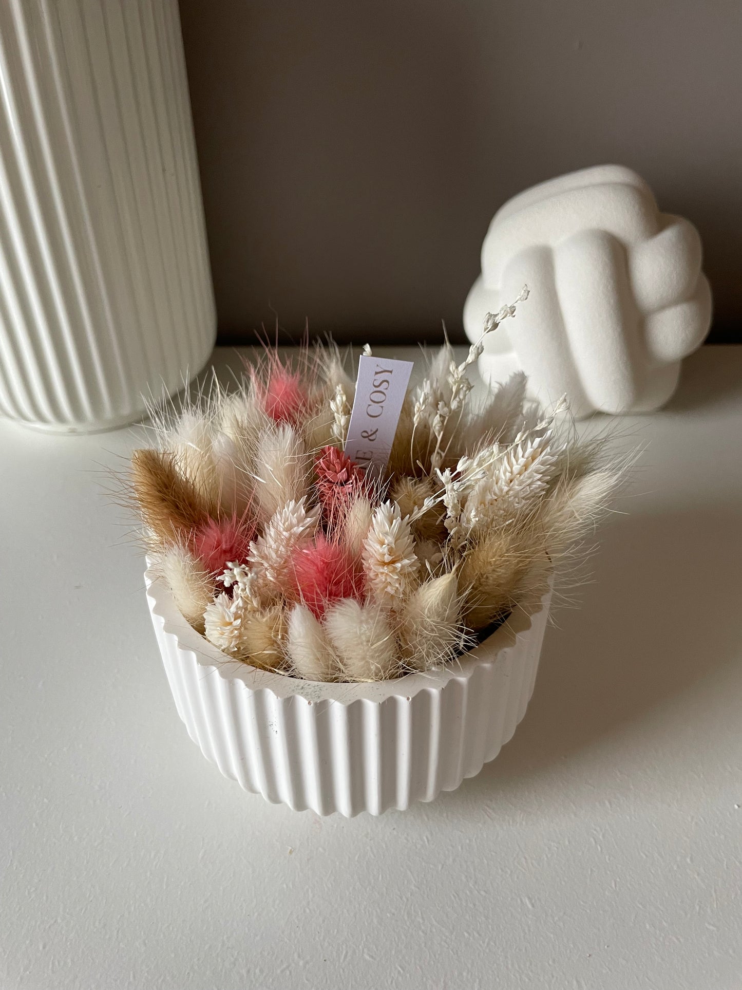 Grote pot met droogbloemen - wit