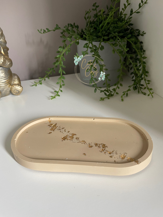 Ovalen schaal - beige met goud