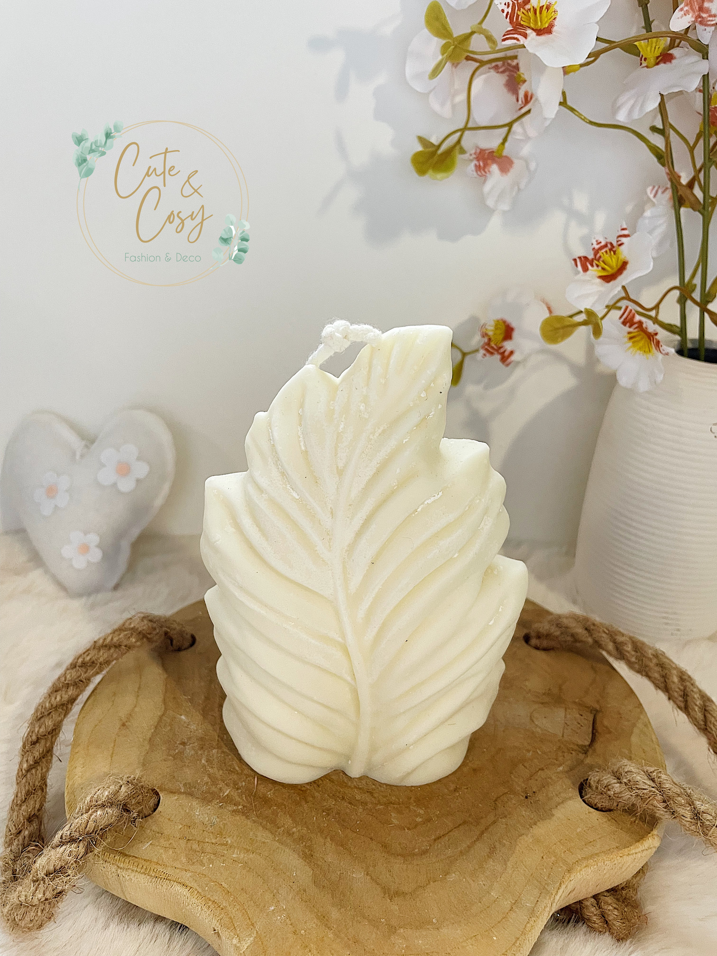 The Palm Leaf Candle