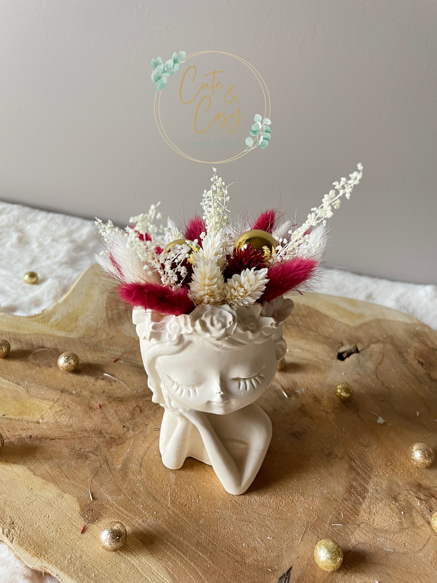 Meisjes vaas met kerstballen - bordeaux